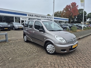 Toyota Yaris Verso 1.3 VVT-i Terra EERSTE EIGEN   AAR!