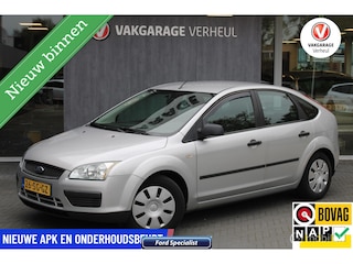 Ford Focus 1.6-16V|105PK|5Drs|Airco|Boekjes|Nap