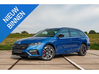 Skoda Octavia Combi 1.4 TSI RS iV PHEV | ALCANTARA SPORT COMFORT STOELEN ! TREKHAAK