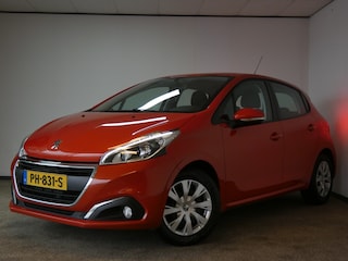 Peugeot 208 1.2 PureT. Blue Lion Nwe APK airco