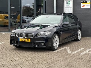 BMW 5-serie Touring 520i High Executive/M-PAKKET/2E EIG/PANO-DAK/NAVI/NL-AUTO NAP!!