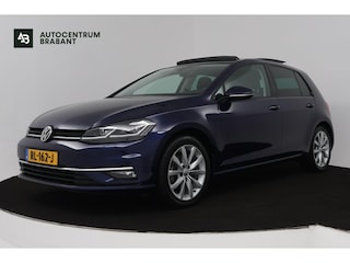 Volkswagen Golf 1.5 TSI Highline (PANORAMADAK, DIGITALE COCKPIT, CAMERA, STOELVERWARMING, NAVIGATIE, CARPLAY, NL-AUTO)