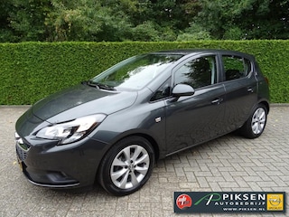 Opel Corsa 1.4 FAVOURITE NAVI BLUETOOTH PDC LICHTMETAAL