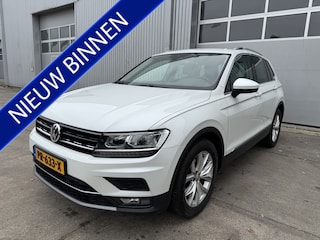 Volkswagen Tiguan 1.4 TSI ACT Highline AUTOMAAT. VOL OPTIES.