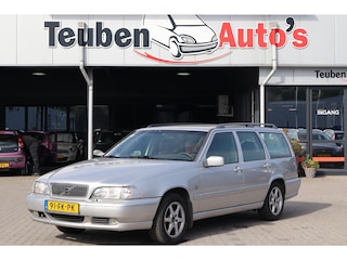 Volvo V70 2.4 Europa Airco, Cruise control, Trekhaak, Radio cd speler