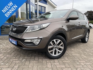 Kia Sportage 1.6 GDI World Cup Edition | Trekhaak, Cruise controle, Parkeersensoren en camera, Navigatie