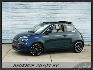 Fiat 500 La Prima 42 kWh Cabrio Carplay Camera Leer Navigati