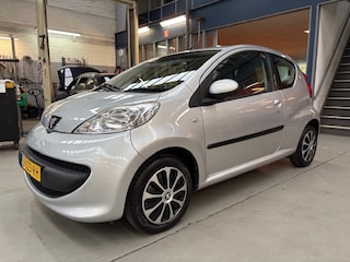 Peugeot 107 1.0 12V 3DR Urban Move | Nieuwe APK | Rijklaar prijs!
