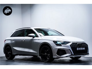 Audi A3 Sportback 40 TFSIe S-Line/Trekhaak/Navi/Stoelverwarming