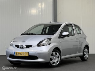 Toyota Aygo 1.0-12V + AUTOMAAT [ NAP 1e eigenaar airco ]