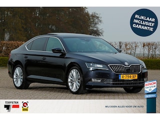 Skoda Superb 1.8 TSI 180 pk Laurin & Klement panodak/trekhaak