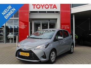 Toyota Yaris 1.5 Hybrid Active CLIMA CRUISE CAMERA BLUETOOTH ARMSTEUN NL-AUTO 1E-EIG
