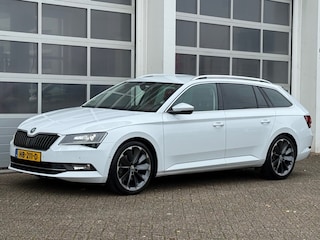Skoda Superb 2.0 TDI 150PK Business Xenon Navi Leer Trekhaak Dealeroh!