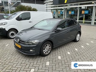 Volkswagen Polo 1.0 TSI Comfortline 15" Lichtmetaal | Adaptieve Cruise | Bluetooth | Airco | Navigatie | 5-Deurs  | Airco | Centrale deurvergrendeling met afstandsbediening | Cruise control adaptief