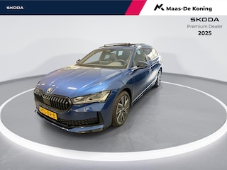 Skoda Superb Combi 1.5 TSI 204pk DSG PHEV Sportline Business · Panoramadak · Camera · Elek. Trekhaak · Massage · Elek.Voorstoel · 18'' Inch · Garantie t/m 01-07-2029 of 100.000km