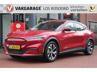Ford Mustang Mach-E 75kWh | Carplay | Trekhaak | 360 camera | Stoel & Stuur verwarming | Leder | PDC | Navigatie | Bluetooth |