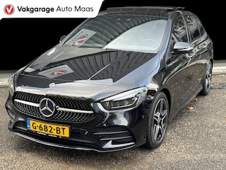 Mercedes-Benz B-klasse 180 Launch Edition Premium Plus Pano/ AMG Line/ 19 Inch LM/ Night Pakket