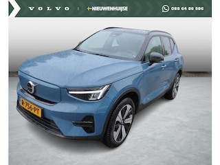 Volvo XC40 Recharge 70 kWh Plus | Trekhaak | Adaptive cruise control | Stoel- en stuurwielverwarming | Getint glas | Warmtepomp |
