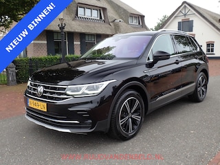 Volkswagen Tiguan 1.5TSI Elegance ACC/VIRTUAL/TREKHAAK/CAMERA/CARPLAY