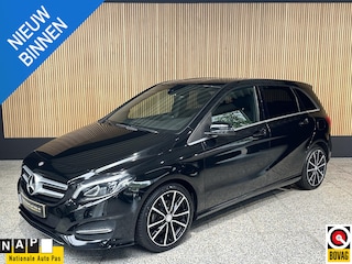 Mercedes-Benz B-klasse 180 AMG-Pakket NL auto | Lederen bekleding | Navi