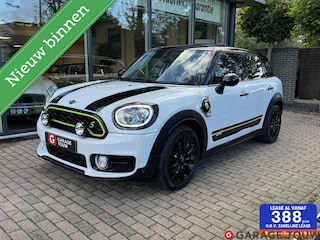 Mini Countryman 1.5 Cooper S E ALL4 Chili *Pano, Head-up*