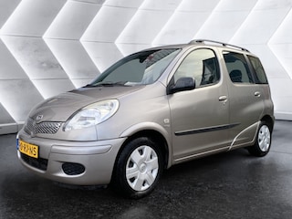 Toyota Yaris Verso 1.3 VVT-i Sol