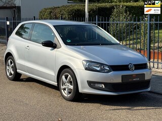 Volkswagen Polo 1.2 2011 3DR Carplay / PDC
