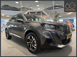 Peugeot 2008 1.2 130pk Allure, NL auto, Trekhaak, Camera, DAB+