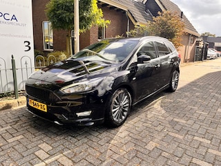 Ford Focus Wagon 1.0 ST-Line