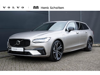 Volvo V90 T6 Automaat Plug-in hybrid AWD Ultra Dark | Luchtvering| Nappa Leder interieur|Massagefunctie in voorstoelen| Interieur Voorverwarming| Premium Audio by Harman en Kardon| Rondomzicht Camera| Head up display| Semi electrische Trekhaak.