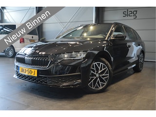 Skoda Octavia Combi 2.0 TDI Sportline navi camera keyless trekhaak 17 inch 150 pk !!