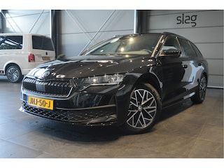 Skoda Octavia Combi 2.0 TDI Sportline navi camera keyless trekhaak 17 inch 150 pk !!