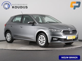Skoda Fabia 1.0 TSI Business Edition (Stoelverw. / Camera / Navi / Draadloos carplay / Keyless)