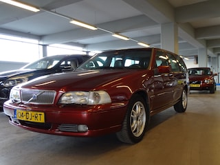 Volvo V70 2.4 Europa | Ruimtewonder | Achterbankverwarming