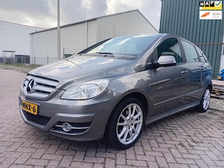 Mercedes-Benz B-klasse 160 BlueEFFICIENCY Business Class Navi Cruise Climate PDC voor achter