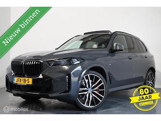 BMW X5 xDrive50e - PANO-LUCHTVERING-MASSAGE-TREKHAAK