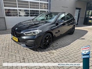 BMW 1-serie (f40) 118i AUTOMAAT Black Edition