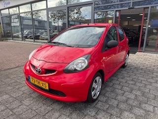 Toyota Aygo 1.0-12V NAP NW. APK BJ 2006 !!!