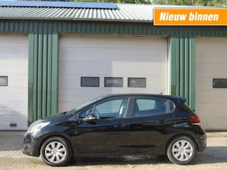 Peugeot 208 1.2 PURET. BLUE LION