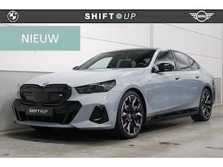 BMW i5 M60 xDrive 84 kWh Bowers Wilkins | Panoramadak | CoPilot | Elektr. Trekhaak