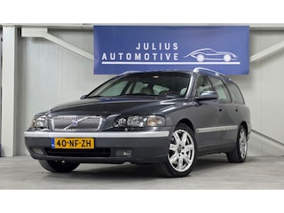 Volvo V70 2.5 T Comfort Line Trekhaak Garantie Leer Nieuwe APK!