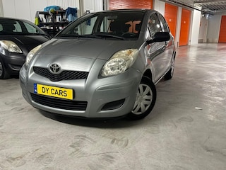 Toyota Yaris 1.0 VVTi Acces