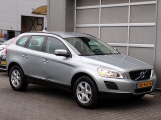 Volvo XC60 2.0 D3 Kinetic|Navi|Cruise|Trekhaak|PDC|Aux|Airco