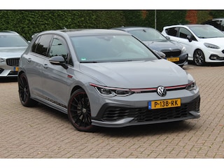 Volkswagen Golf 2.0 TSI GTI / Verlengde Garantie / Akrapovic / Trekhaak / Camera / Harman Kardon / Keyless / 19'' / Apple CarPlay / Matrix LED / Dodehoek / Stuur+Stoelverwarming / ACC