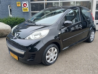 Peugeot 107 1.0-12V XS
