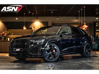 Audi Q8 RSQ8 4.0 TFSI Quattro, 600 PK, Keramiek, B&O, Massage/Ventilatie, Pano/Dak, Top/View, Trekhaak, Adapt/Cruise, 23''Rotor/Zwart
