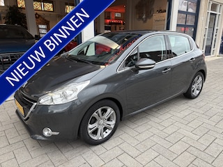 Peugeot 208 1.2 VTi Allure NAVI/CLIMA/CRUISE/TELEFOON