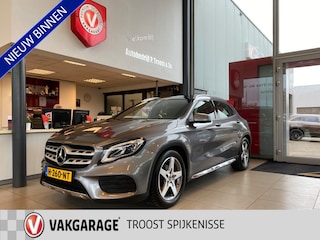 Mercedes-Benz GLA 200 Premium Plus,AMG Pakket,Automaat,Panoramadak,Navigatie,Rondomzichtcamera,Spraakbediening,Keyless,Climate&Cruisecontrol,Leder Alcantara Bekleding&Stoelverwarming,18 Inch Lmv