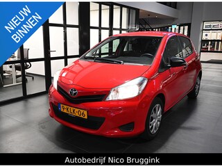 Toyota Yaris 1.0 VVT-i Access *Trekhaak*