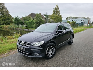 Volkswagen Tiguan 1.5 TSI Business / LED / Carplay / PDC